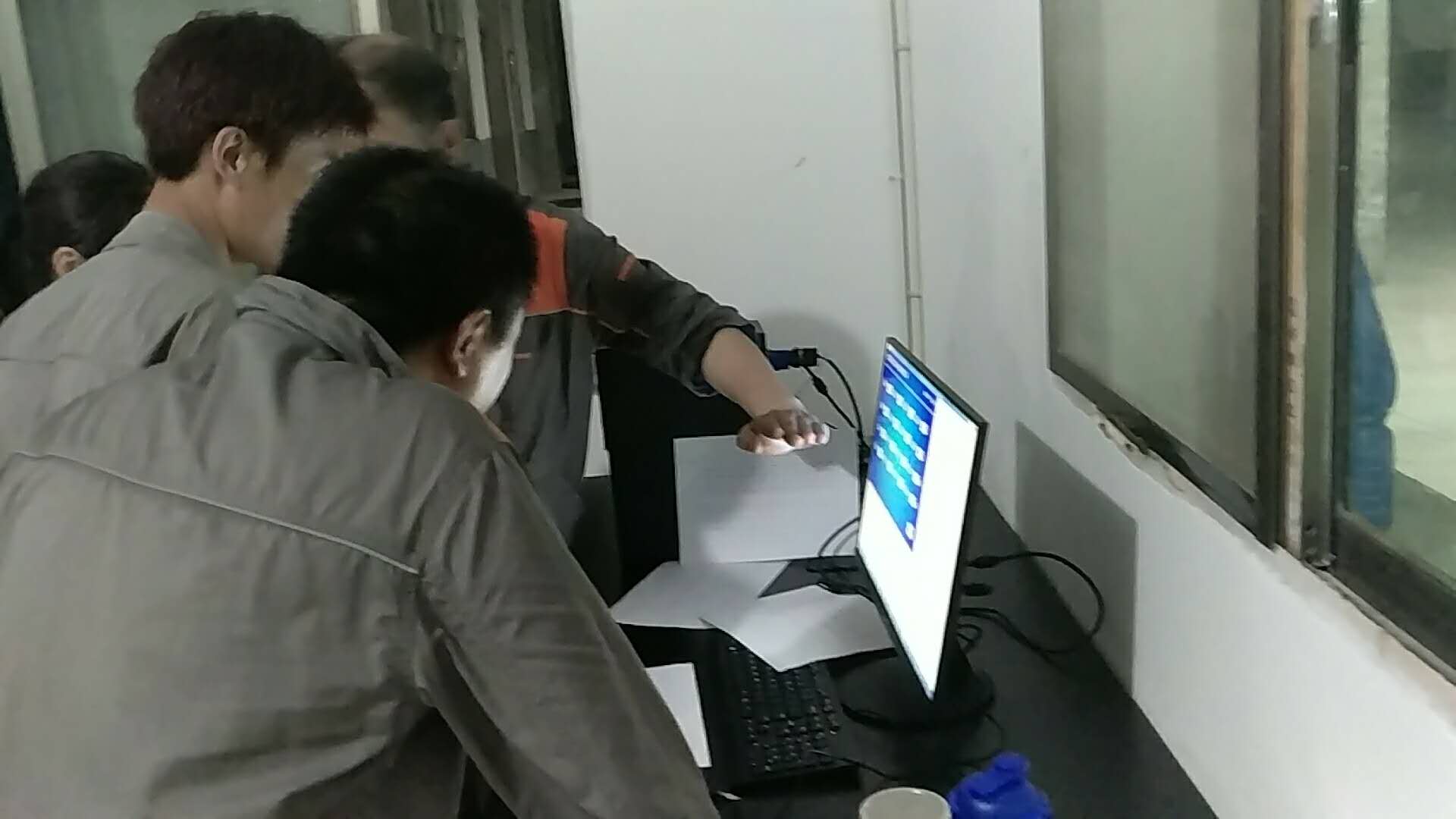 办公环境-分析室